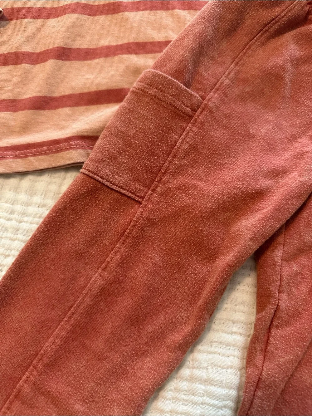 3T cat & Jack orange stripe y2k 80s aesthetic 2 piece set sweatpants shirt top